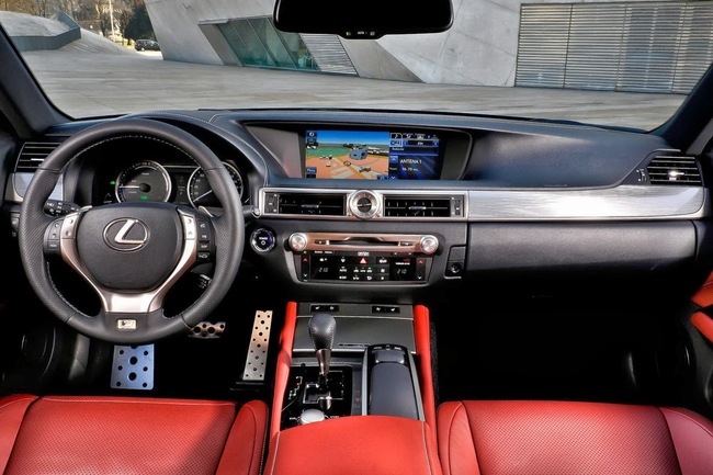 Lexus giới thiệu GS350 phiên bản mới 12